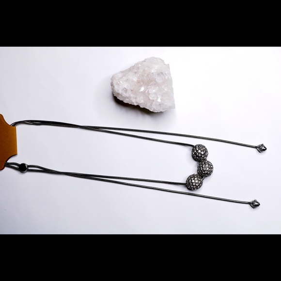 Chico’s Convertible Silvertone Fireball Necklace - Picture 2 of 11